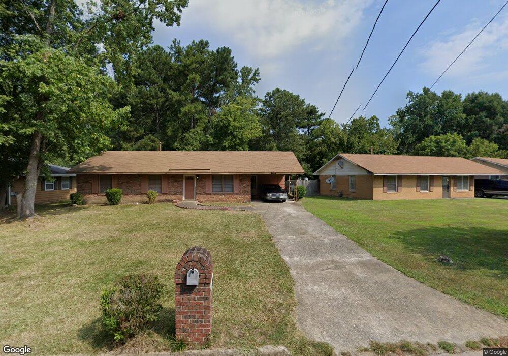 6220 Cedar Wood Dr, Atlanta, GA 30349 - photo 1