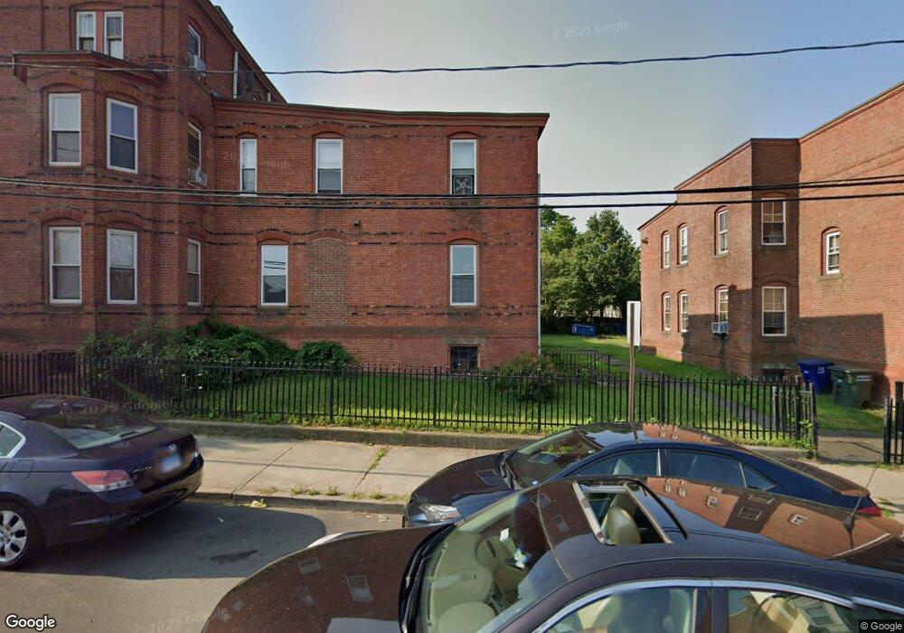 326 E Washington Ave, Bridgeport, CT 06608 - photo 1