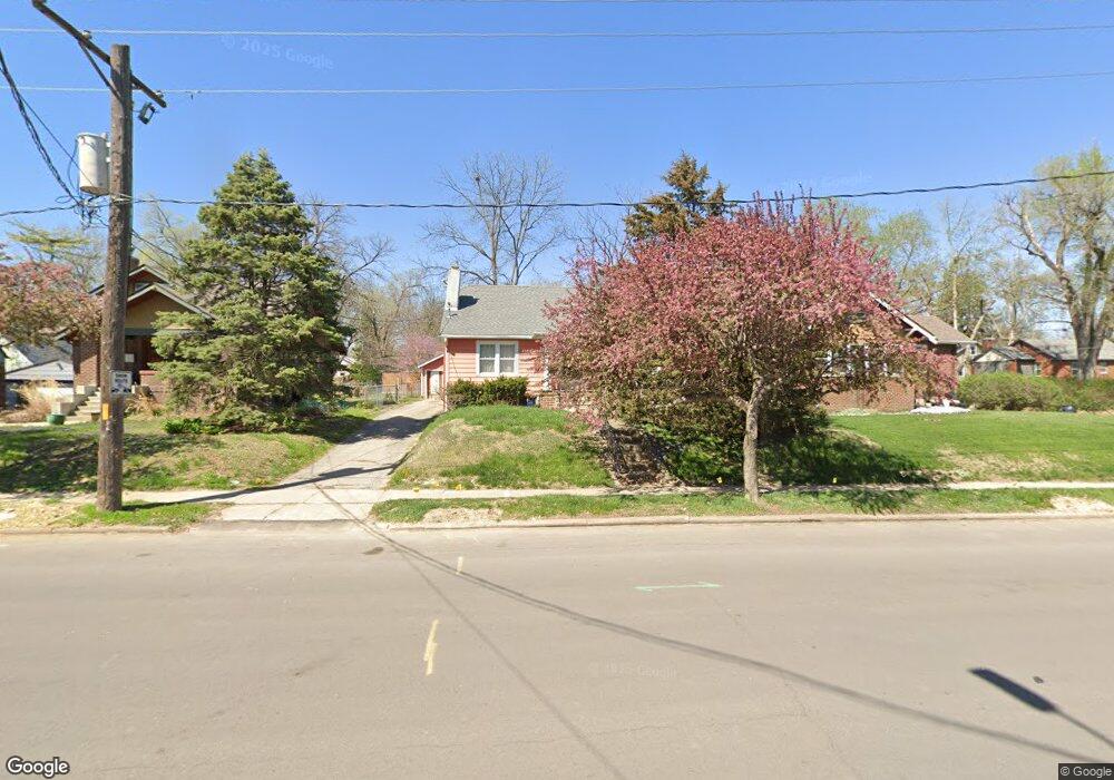 3907 Franklin Ave, Des Moines, IA 50310 - photo 1