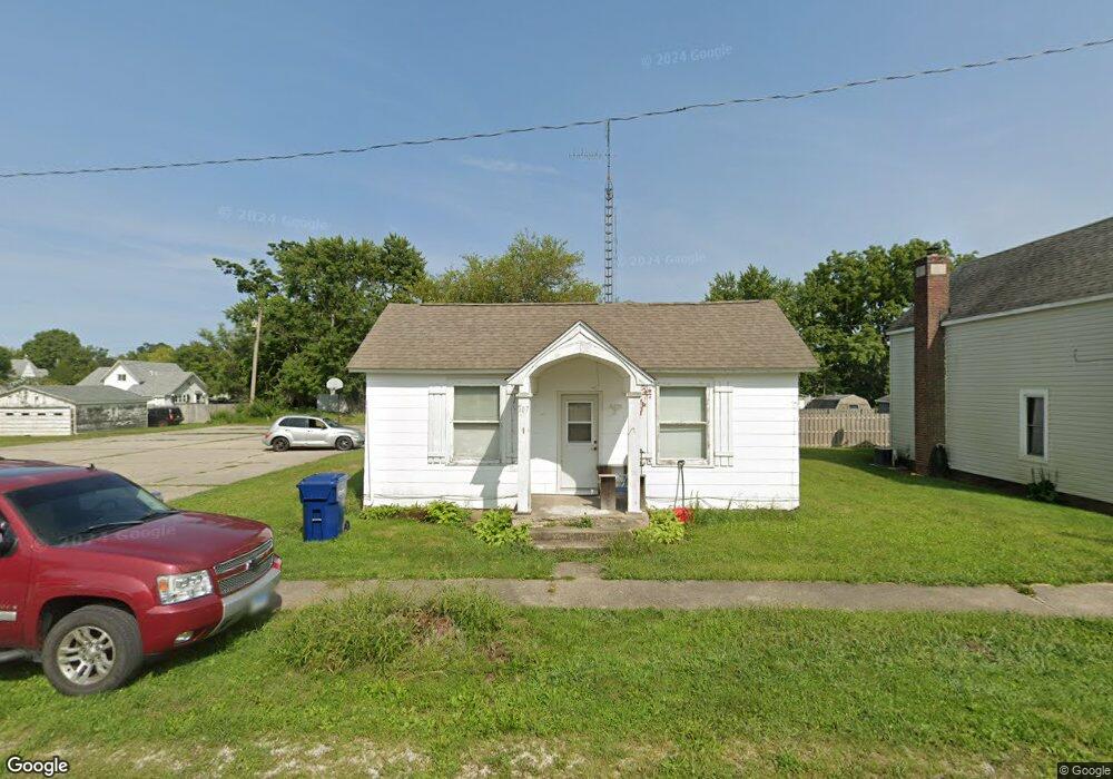 307 S Clinton St, Boswell, IN 47921 - photo 1