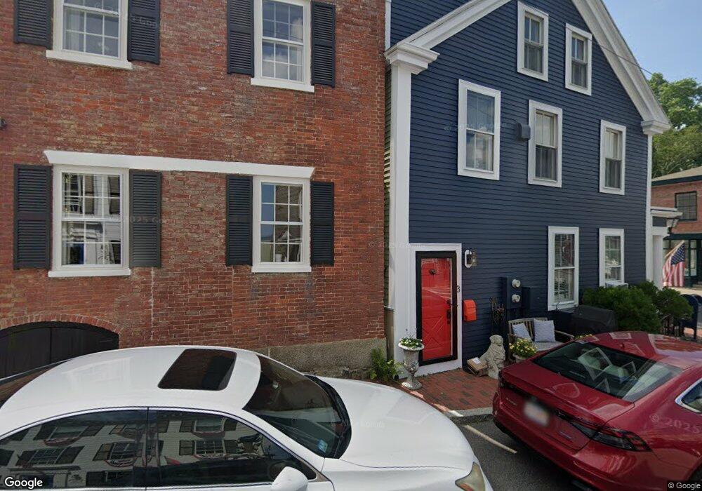 3 Hooper St unit 1, Marblehead, MA 01945 - photo 1