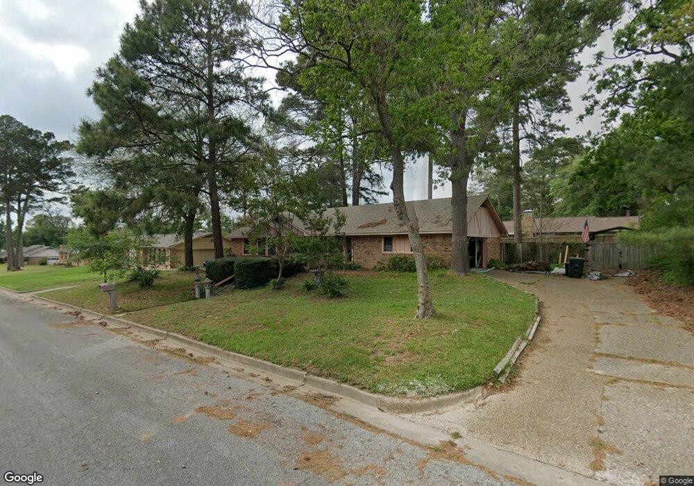 1006 Jeffery Dr, Tyler, TX 75703 - photo 1
