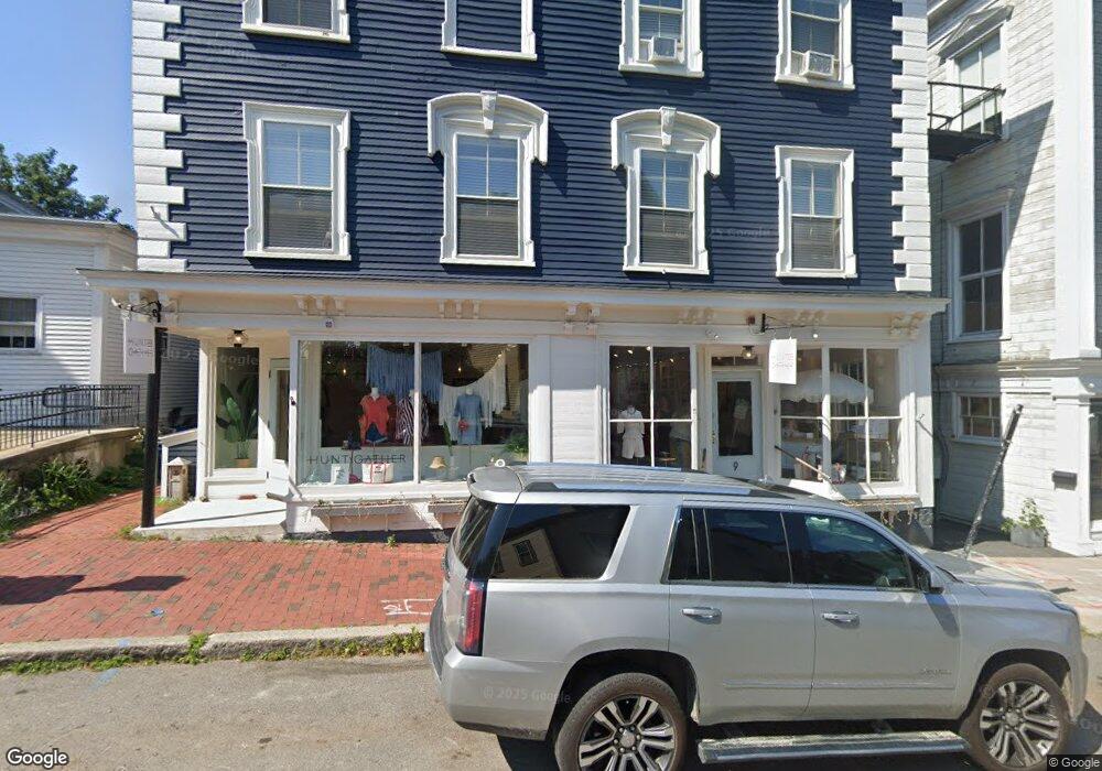 11 Pleasant St unit 3, Marblehead, MA 01945 - photo 1