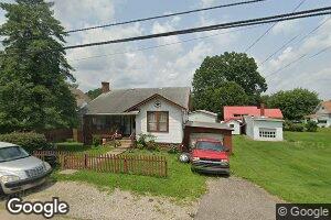 709 5th St, New Haven, WV 25265