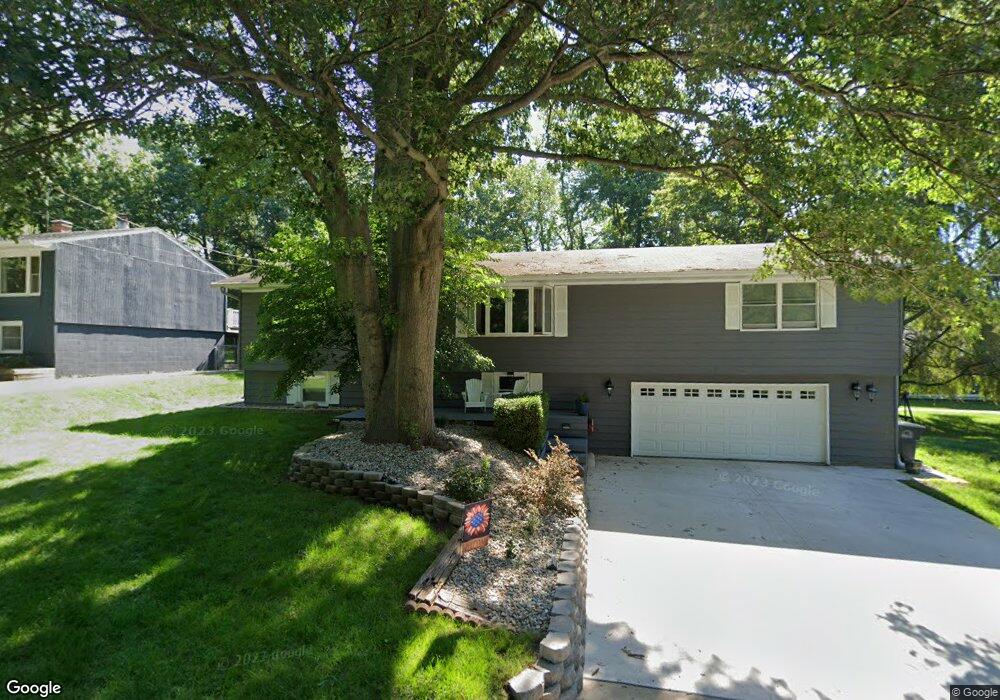 204 Pinewood Dr, Michigan City, IN 46360 - photo 1