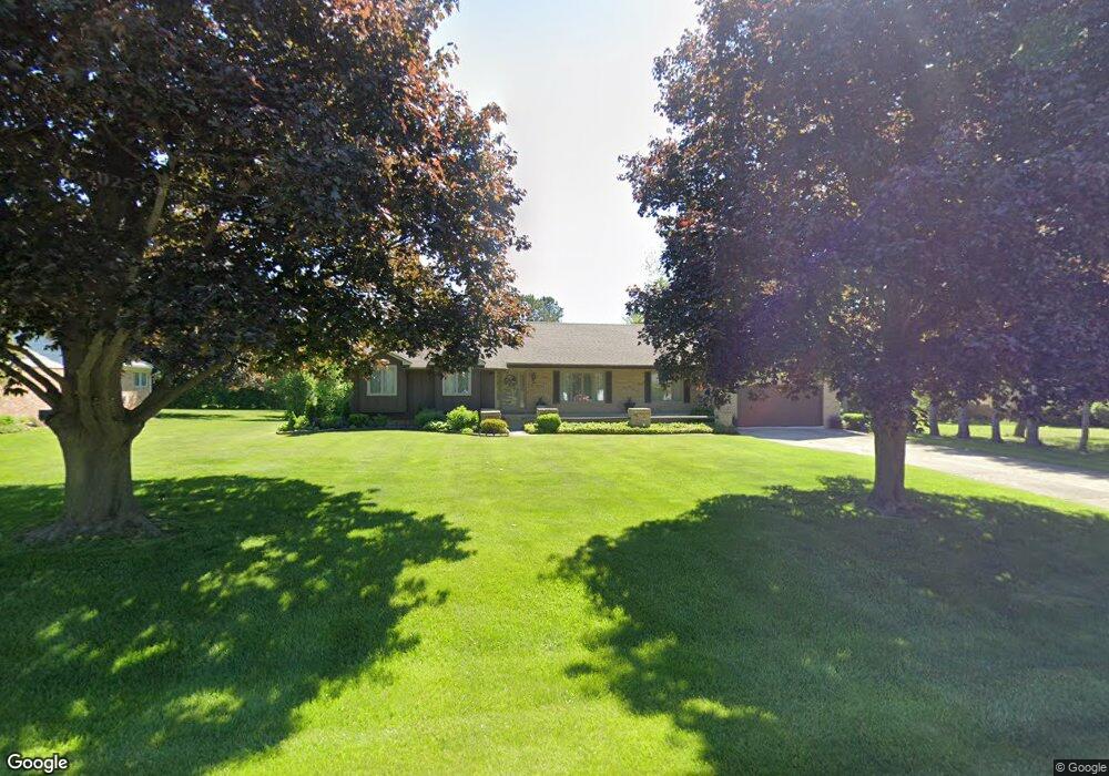 1216 Briarcliffe Dr, Flint, MI 48532 - photo 1