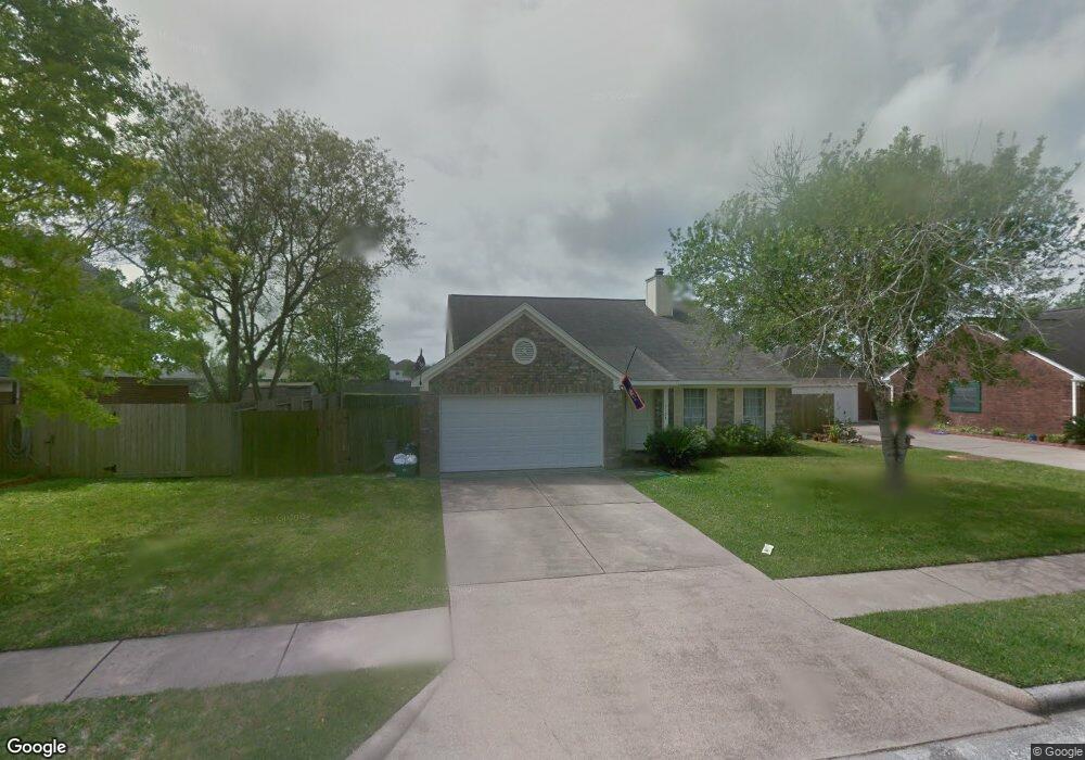 5104 Spring Branch Dr, Pearland, TX 77584 - photo 1