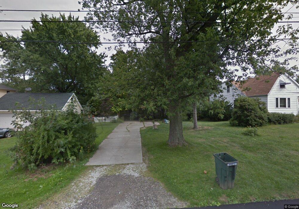 3221 Hampshire Rd, Erie, PA 16506 - photo 1