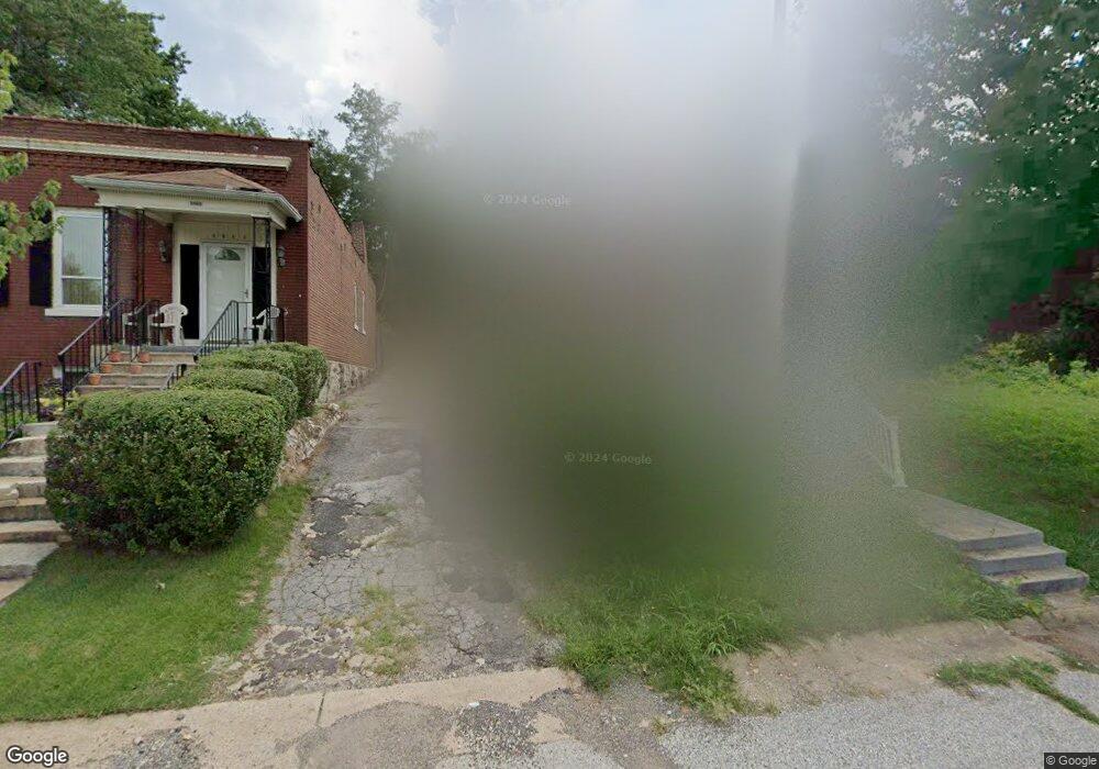 4442 N Taylor Ave, Saint Louis, MO 63115 - photo 1