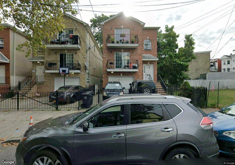 172 S 10th St unit 1, Newark, NJ 07107 - photo 1