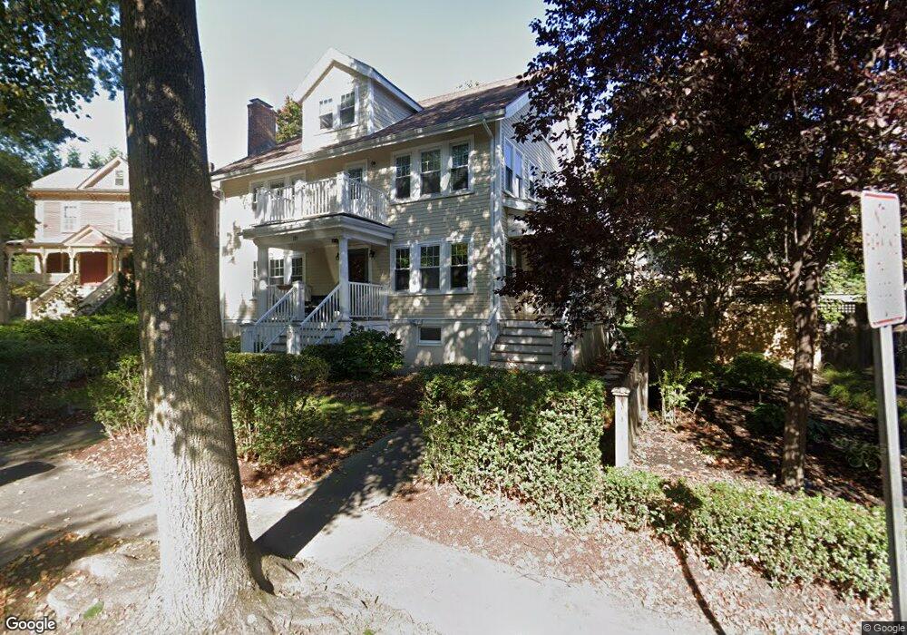 117 Griggs Rd unit 2, Brookline, MA 02446 - photo 1