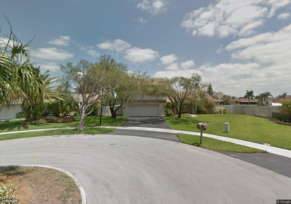 13761 Bluestone Lake Ct, Davie, FL 33325 - photo 1