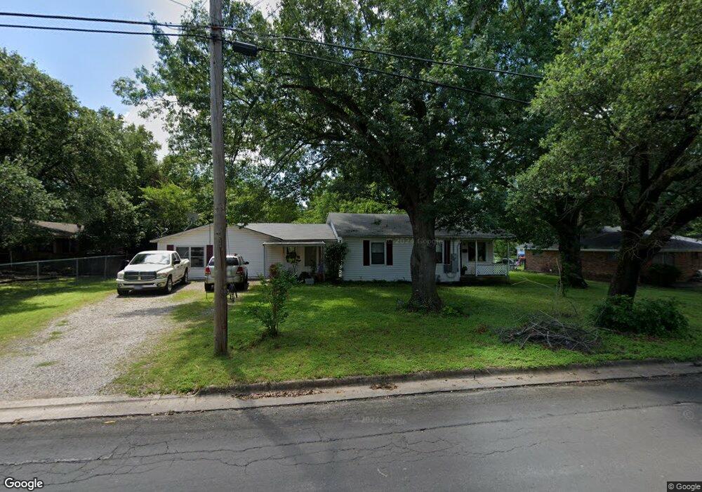 2513 W 4th Ave, Corsicana, TX 75110 - photo 1