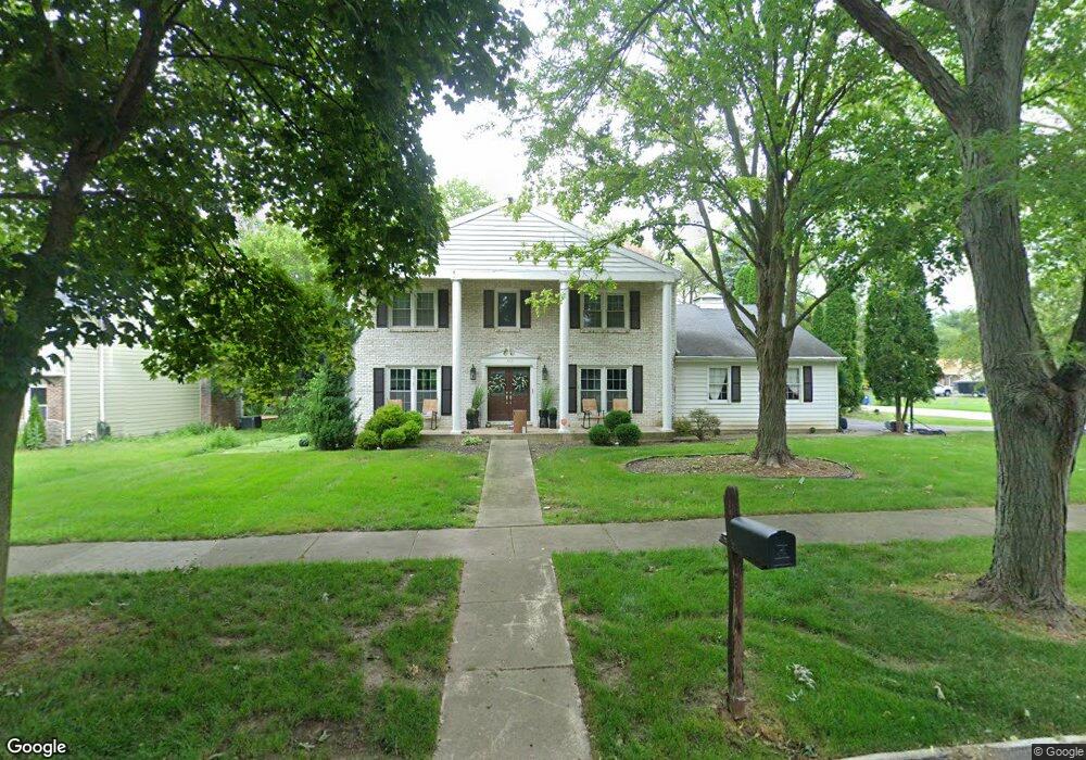 513 Bernie Ct, Naperville, IL 60565 - photo 1