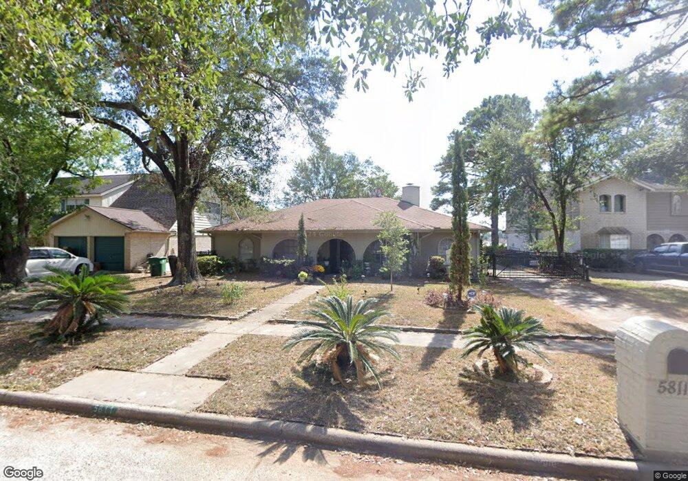 5811 Arncliffe Dr, Houston, TX 77088 - photo 1