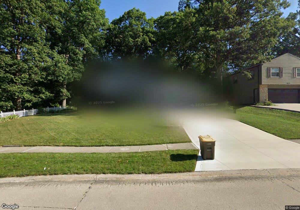 9632 Woodstream Dr, Fort Wayne, IN 46804 - photo 1