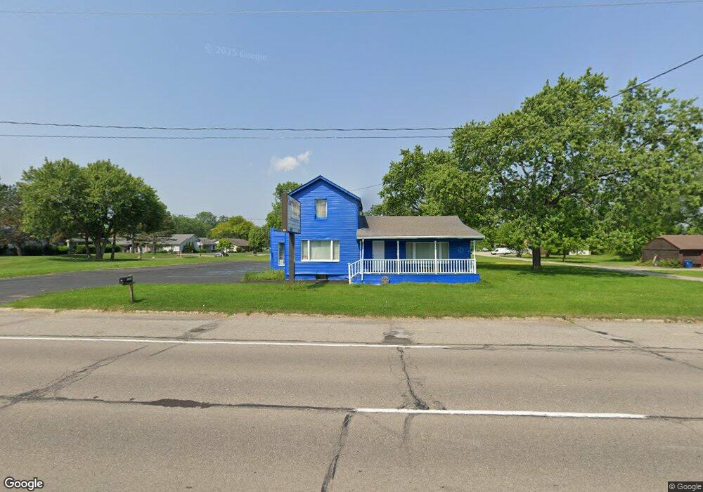 5284 Fenton Rd, Flint, MI 48507 - photo 1