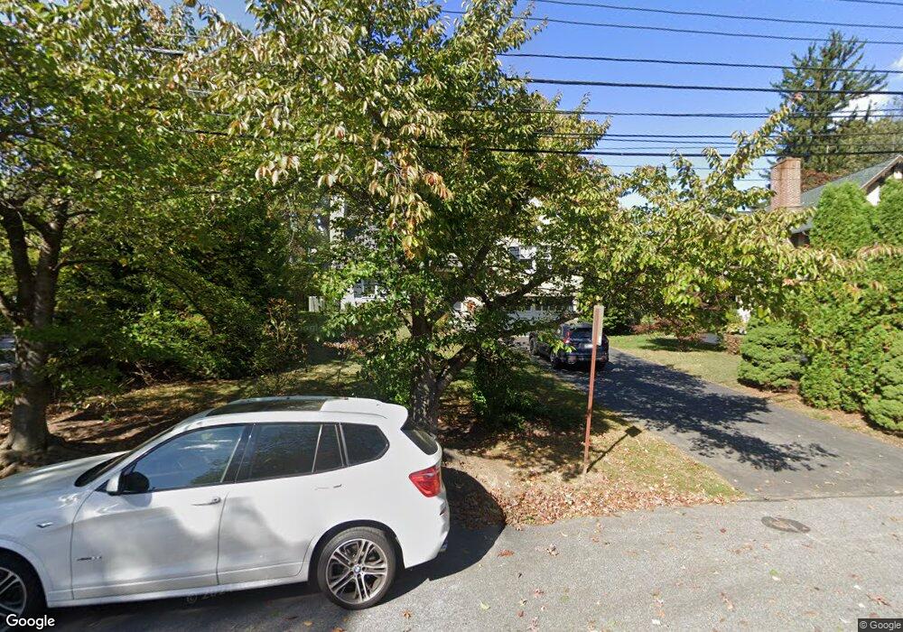 327 Windsor Ave, Wayne, PA 19087 - photo 1