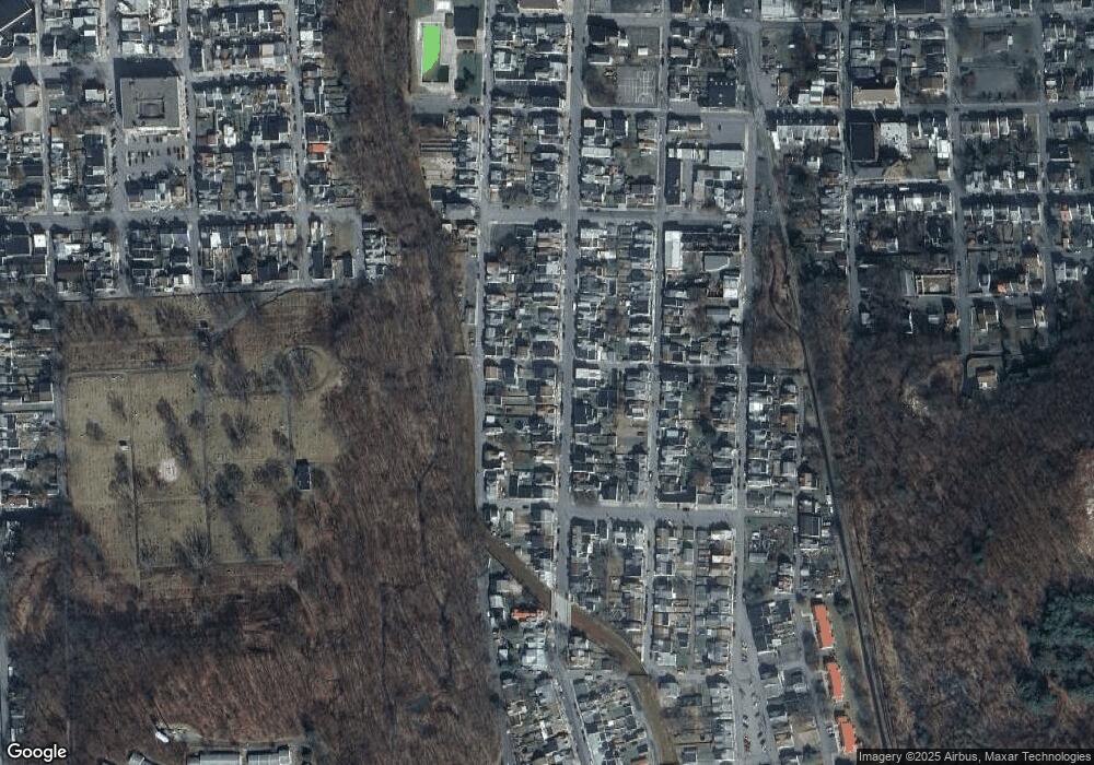 106 S Shamokin St, Shamokin, PA 17872 - photo 1