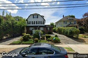 437 Summit Ave, Cedarhurst, NY 11516