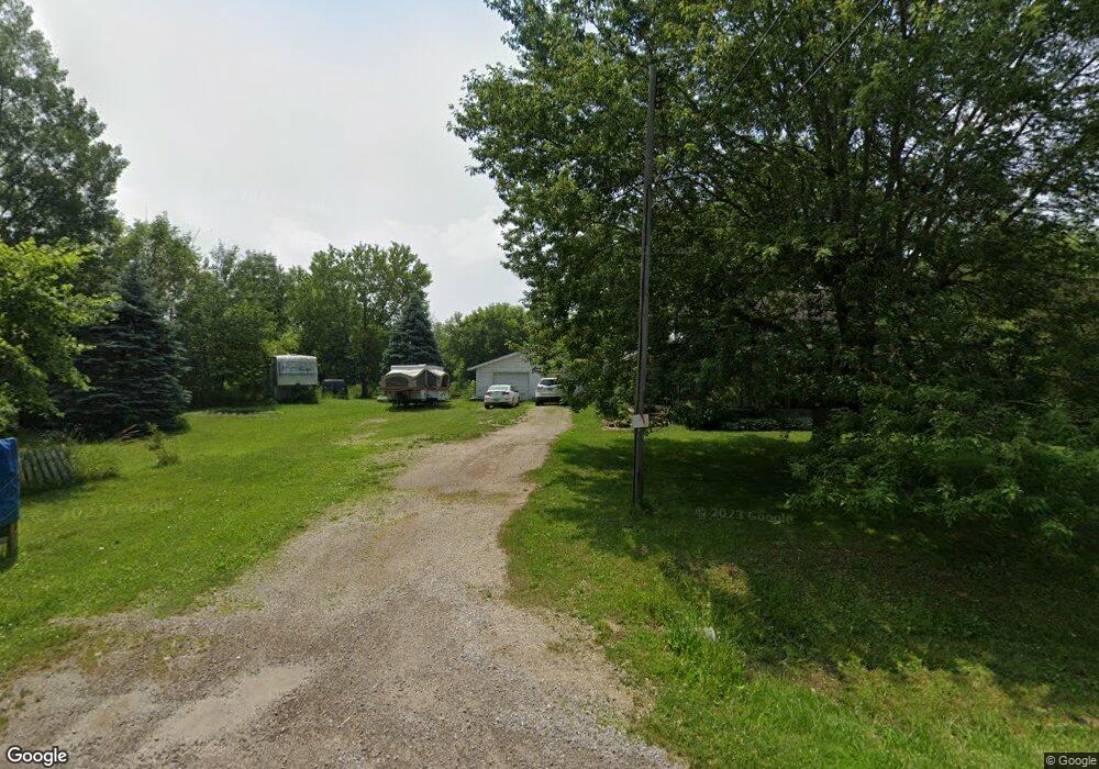 11344 E Richfield Rd, Davison, MI 48423 - photo 1