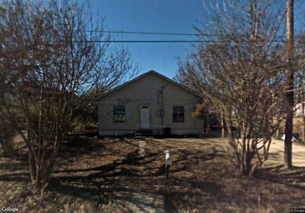 807 S Mckinney St, Ennis, TX 75119 - photo 1
