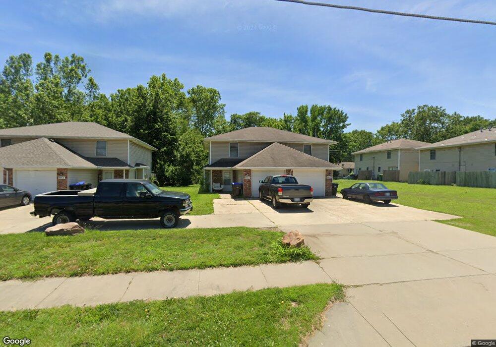 4417 SW Huntoon St, Topeka, KS 66604 - photo 1