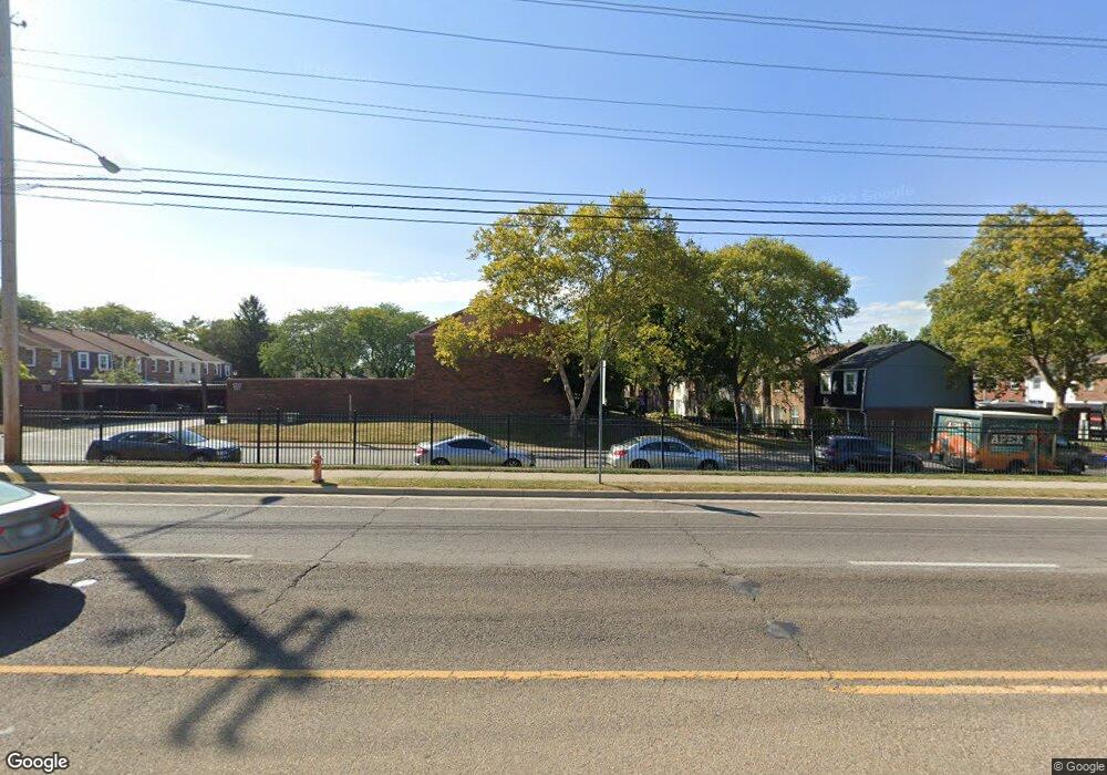 597 Simbury St unit C1, Columbus, OH 43228 - photo 1