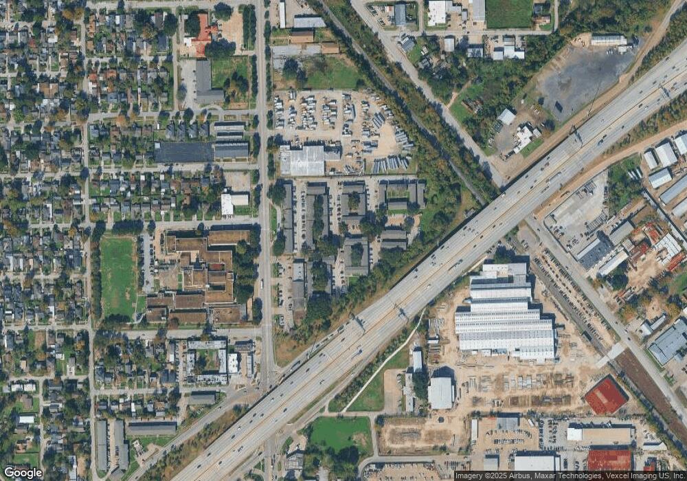 2505 Broadway St, Houston, TX 77012 - photo 1