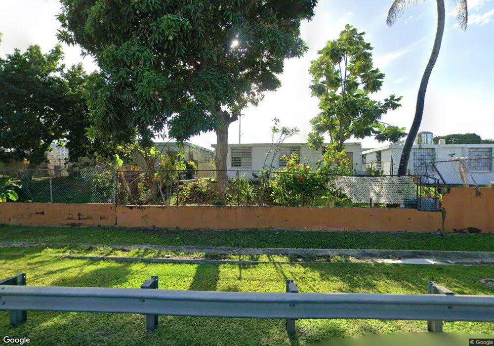 A4 Calle 4, Carolina, PR 00982 - photo 1