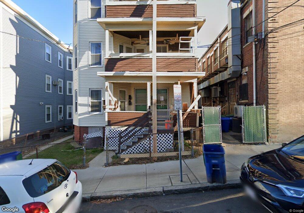 185 Lowell St unit 3, Somerville, MA 02144 - photo 1