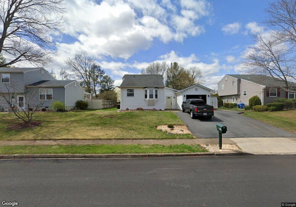 380 Wisteria Ave, Reading, PA 19606 - photo 1