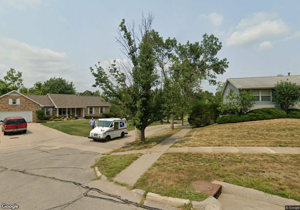 2600 10th Ave SW, Cedar Rapids, IA 52404 - photo 1