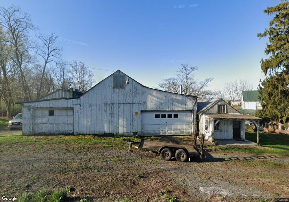 243 Sensenig Rd, Ephrata, PA 17522 - photo 1