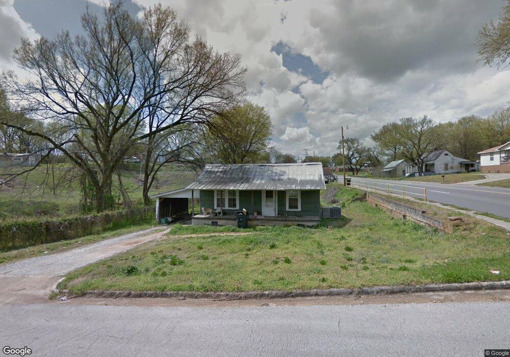 602 Sycamore St, Florence, AL 35630 - photo 1