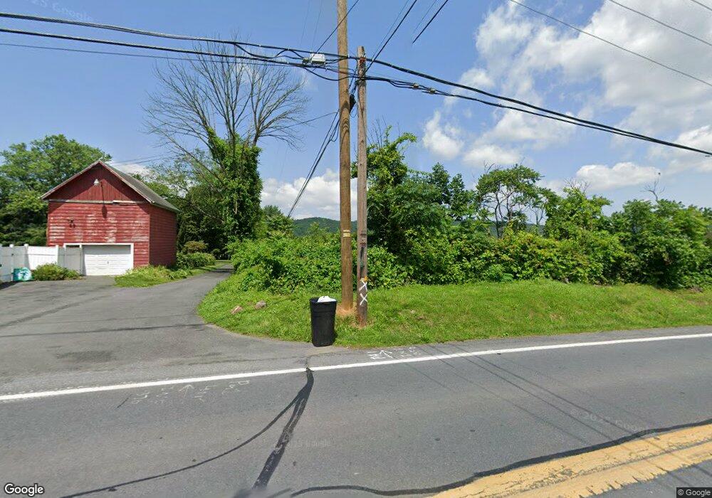 5865 Limeport Pike, Coopersburg, PA 18036 - photo 1