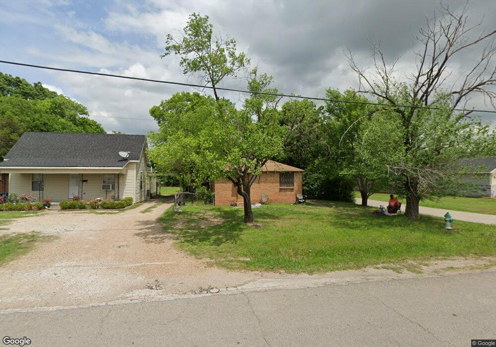 1400 NE Main St, Ennis, TX 75119 - photo 1