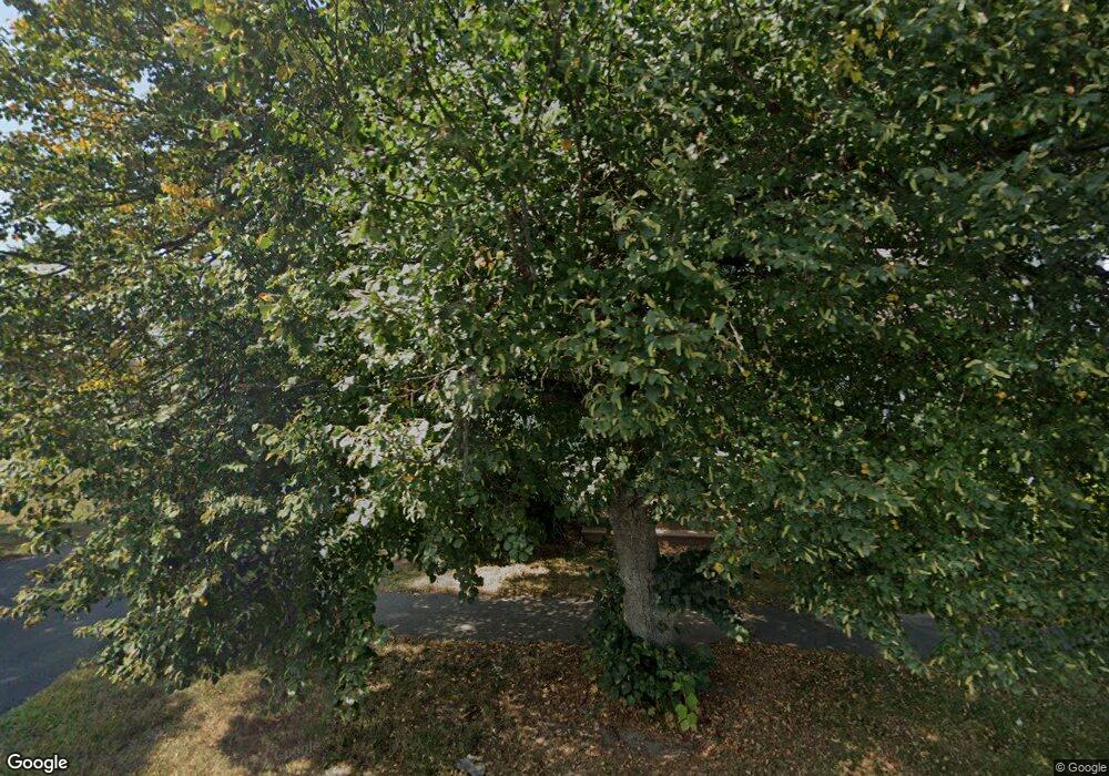 38 Dearborn Ave, Hampton, NH 03842 - photo 1