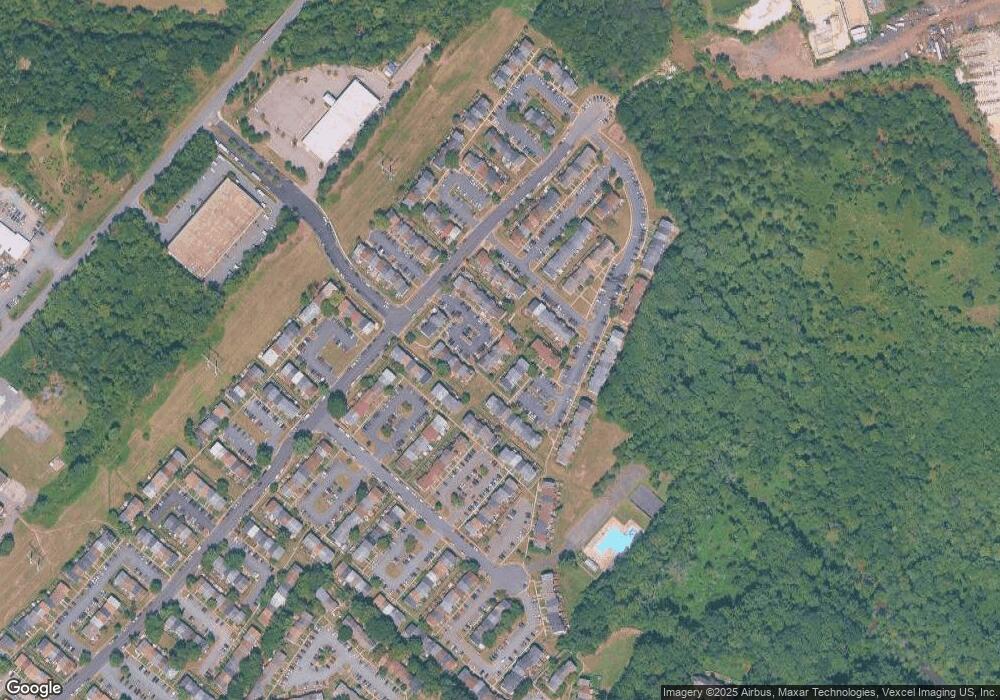 3624 Mcdowell Ct, Dumfries, VA 22026 - photo 1