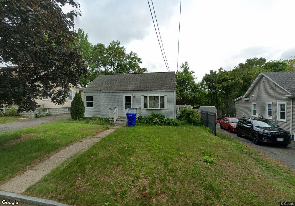 39 Agnes St, Springfield, MA 01118 - photo 1