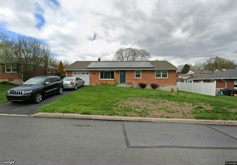 937 Rhodora Ave, Reading, PA 19605 - photo 1