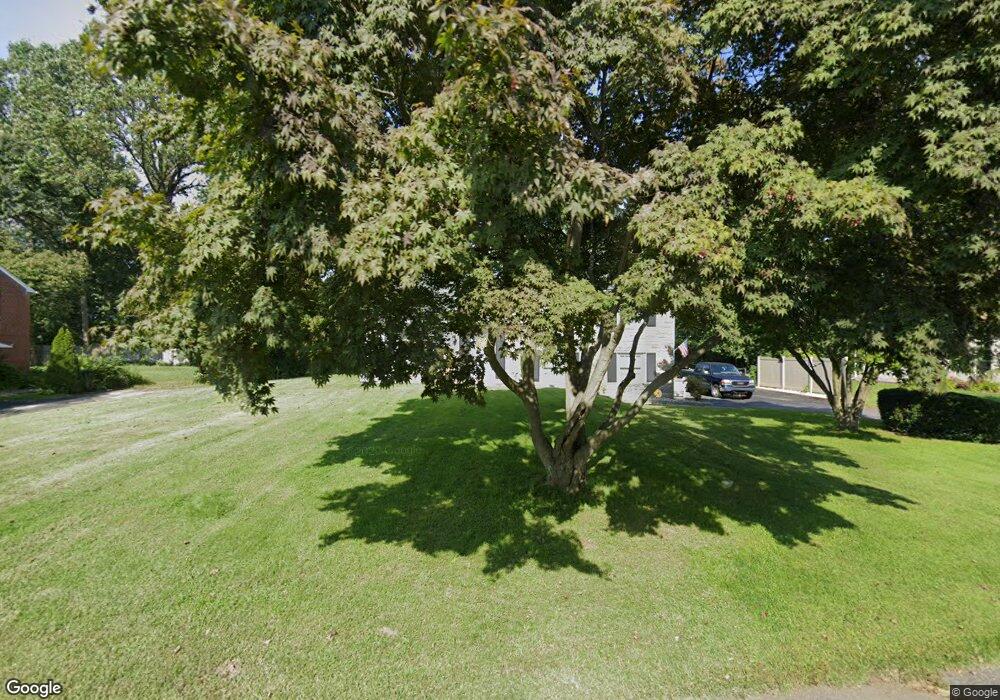 229 Canterbury Dr, Wallingford, PA 19086 - photo 1