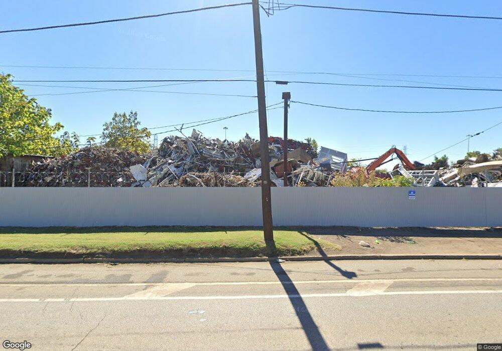 3415 W 2nd St, Marcus Hook, PA 19061 - photo 1