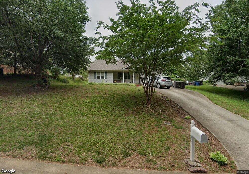 2322 Cliffside Dr, Statesville, NC 28625 - photo 1