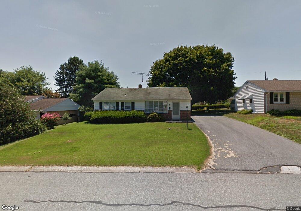 1746 Hemlock Rd, Lancaster, PA 17603 - photo 1