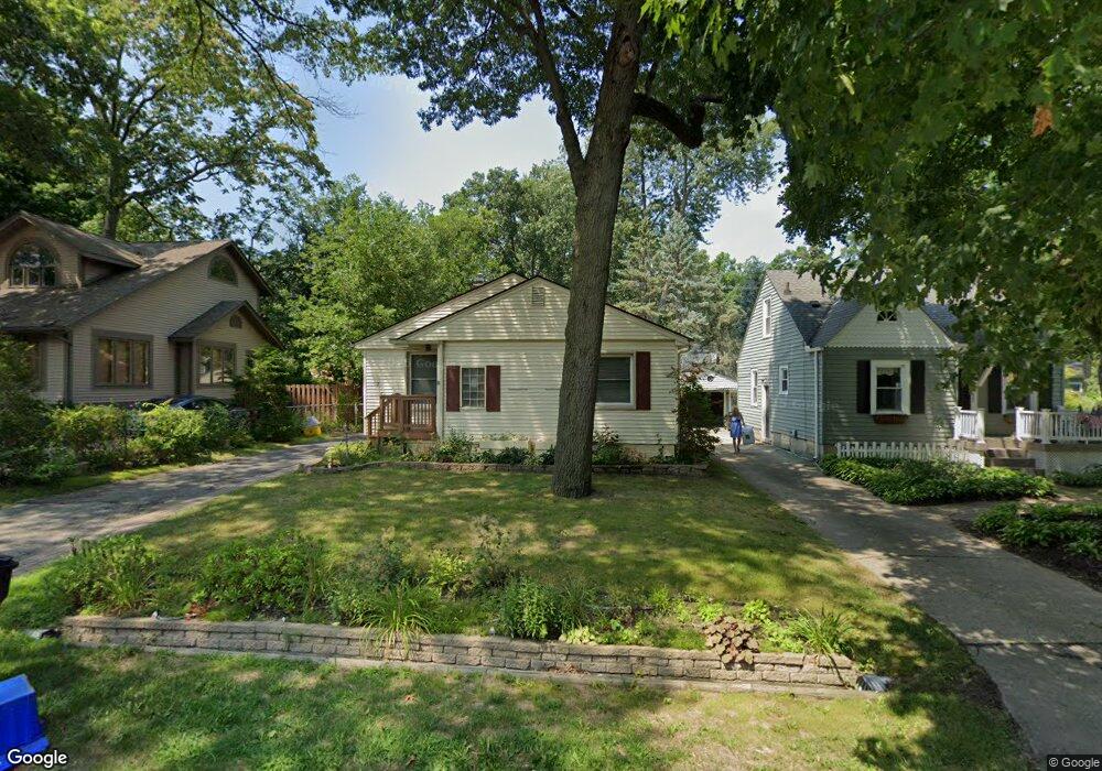 2116 Avondale St, Sylvan Lake, MI 48320 - photo 1