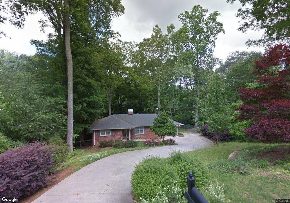 369 N Hillcrest Dr SW, Marietta, GA 30064 - photo 1