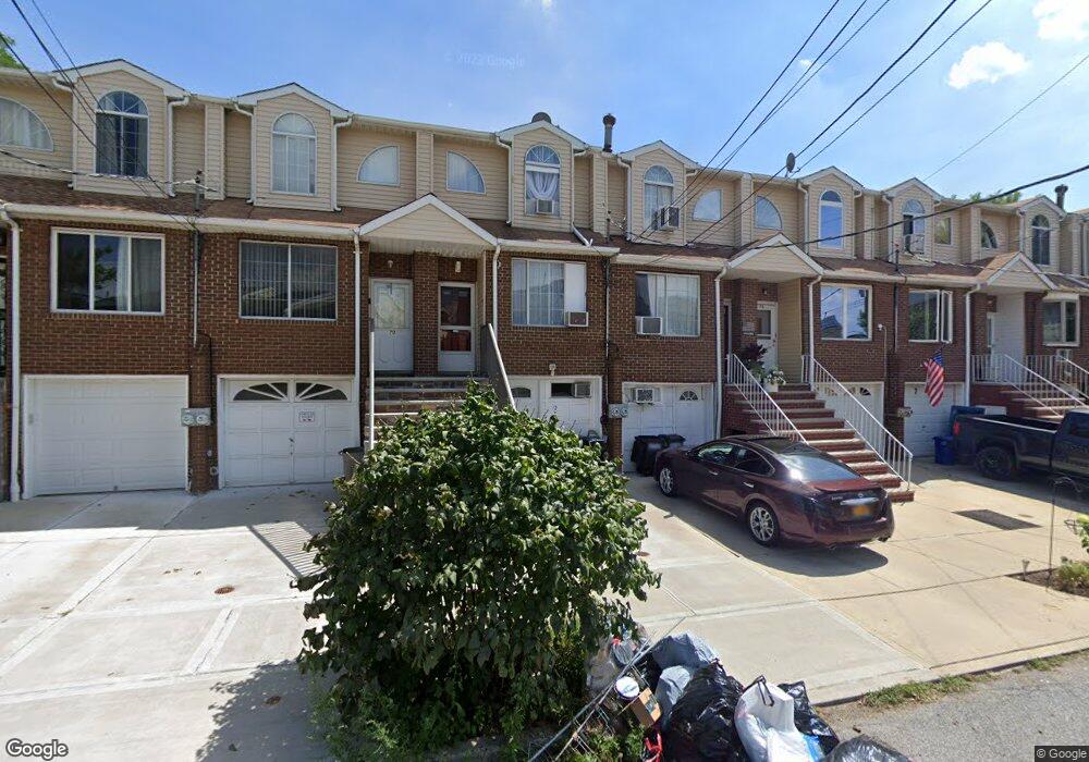 72 N Railroad Ave, Staten Island, NY 10304 - photo 1