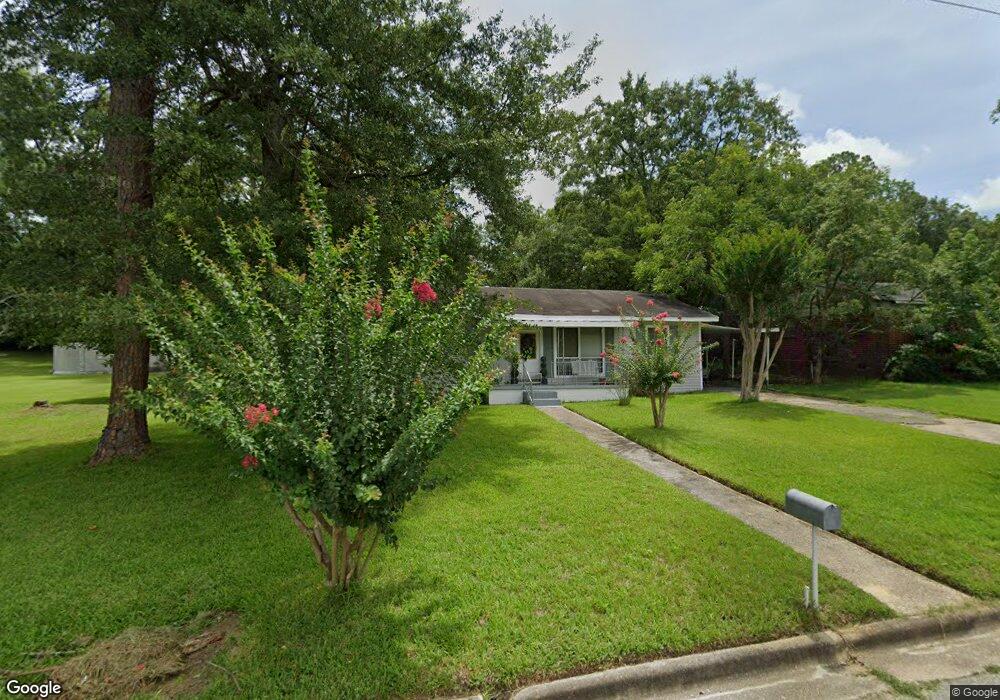 704 2nd St NW, Moultrie, GA 31768 - photo 1