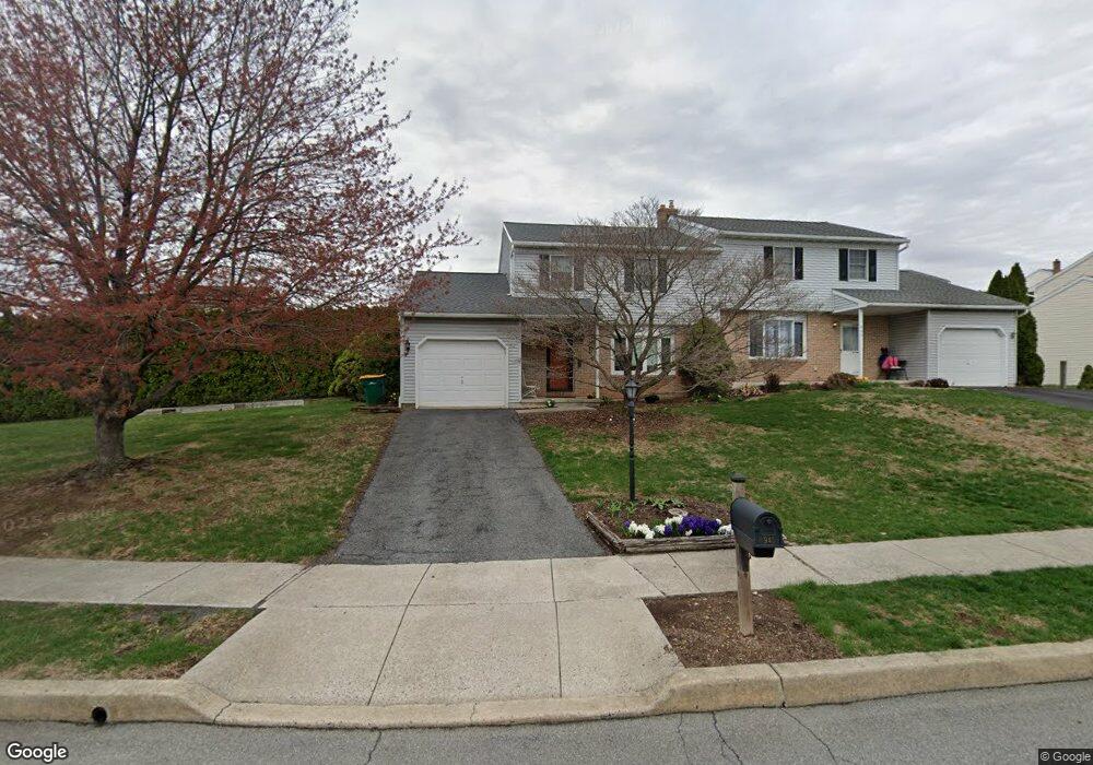 941 Timber Ln, Reading, PA 19608 - photo 1